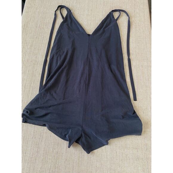 Market V-Neck Gray Romper Women’s S NWT - Picture 1 of 6
